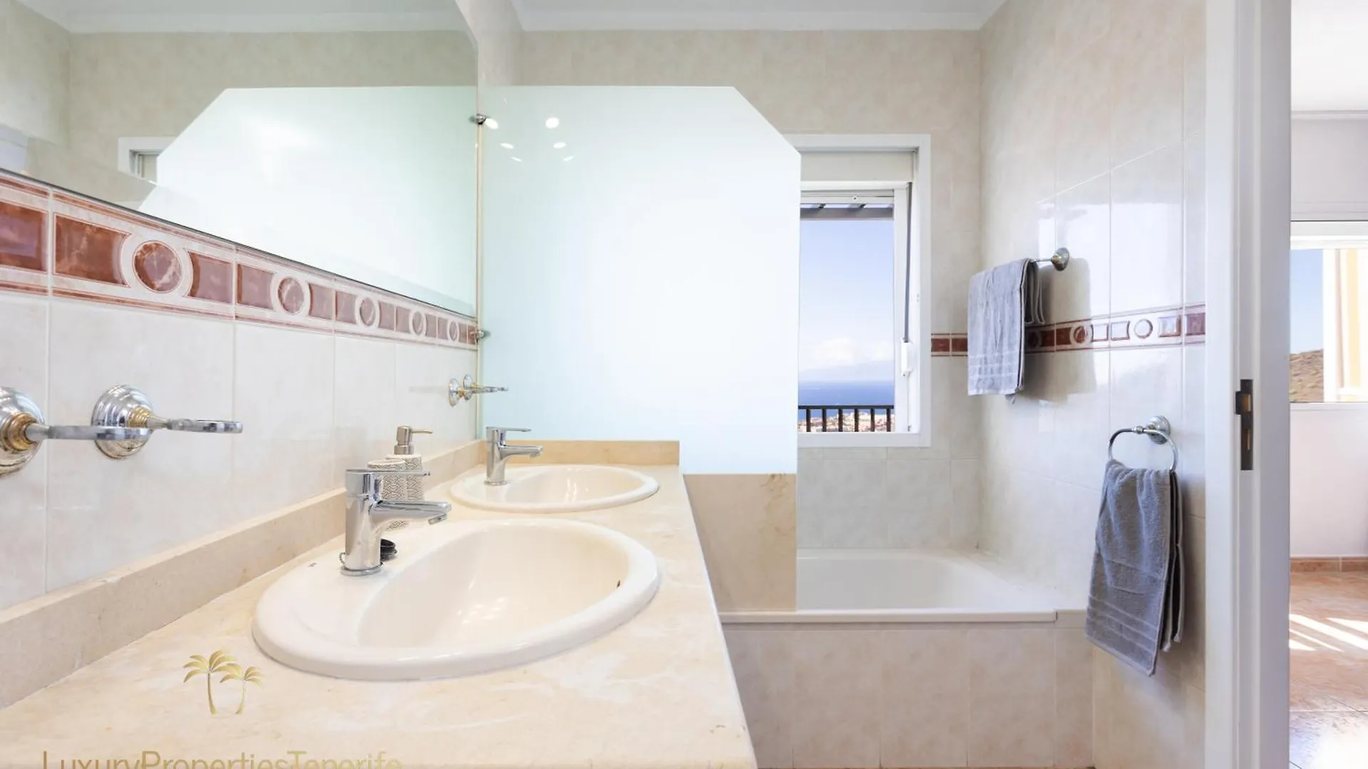 Chalet Yulian Costa Adeje