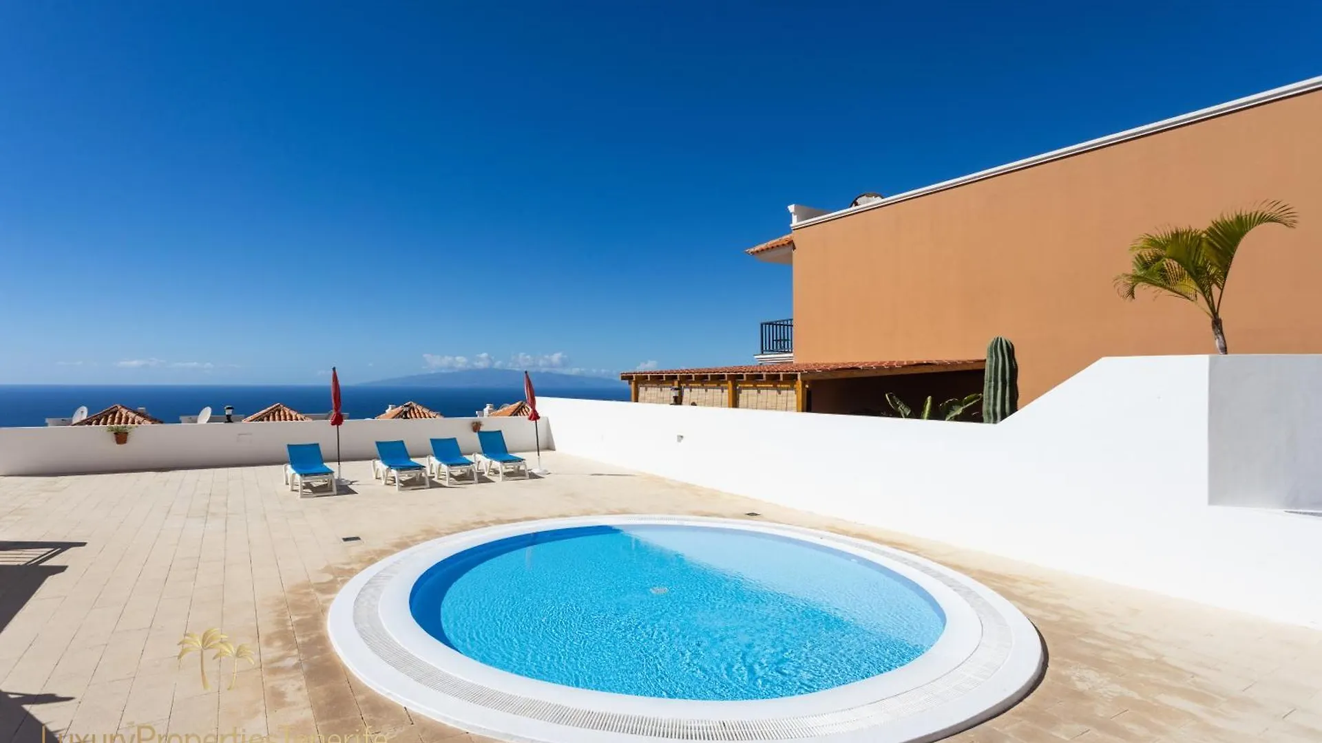Chalet Yulian Costa Adeje  Holiday home Costa Adeje (Tenerife)
